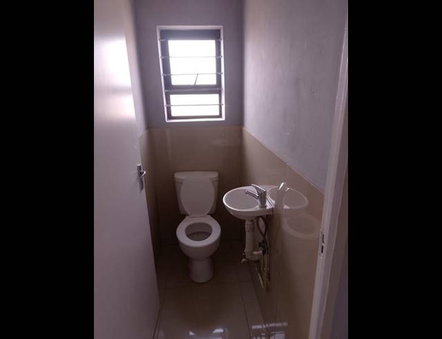 1 BEDROOM PROPERTY TO RENT IN OVERPORT